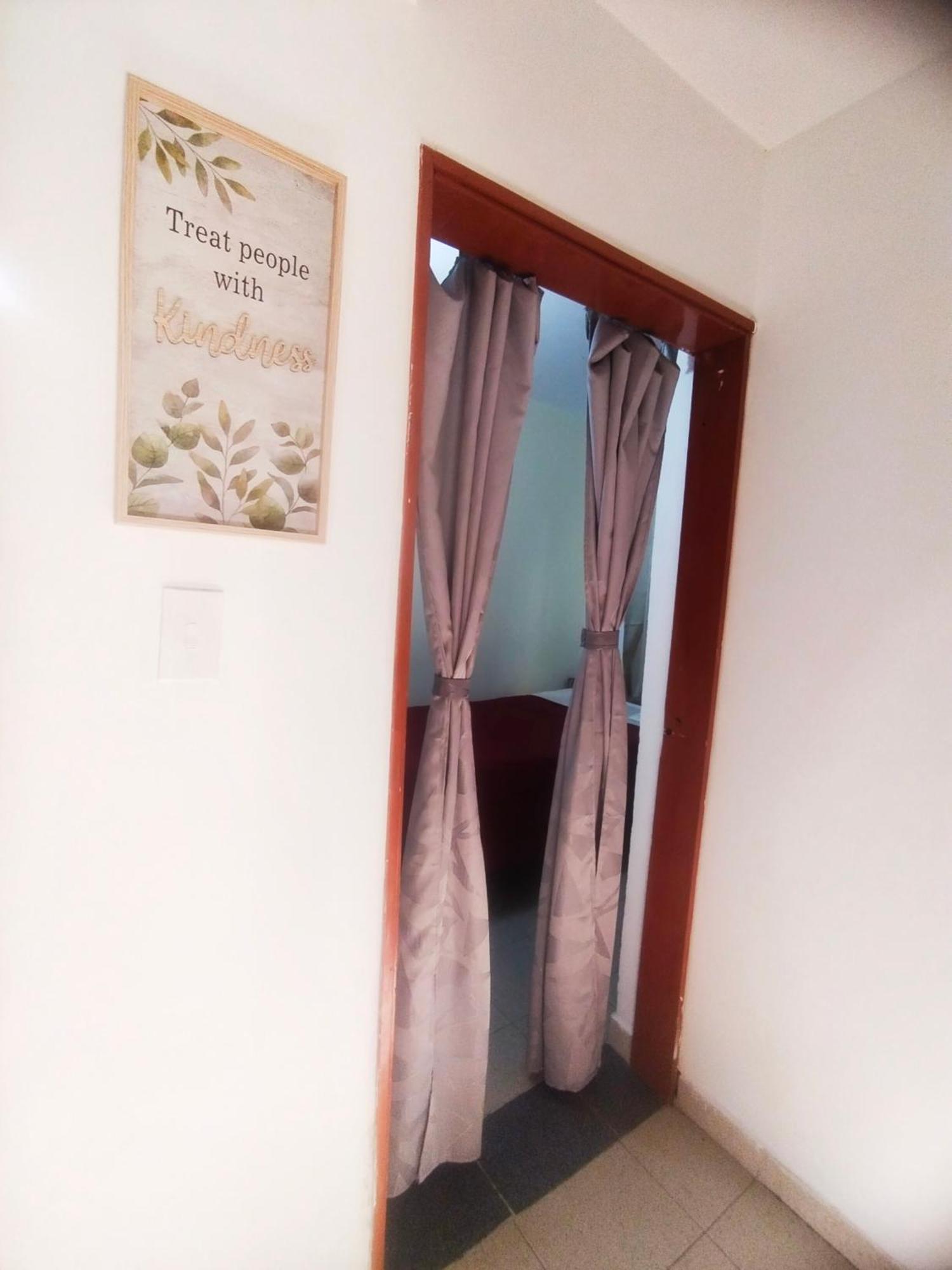 Apartamento Familiar Privado 101 Con Bano Cocina Tv Wifi Sala サレント エクステリア 写真